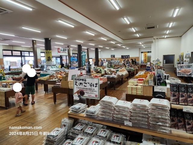 信州新野千石平店内