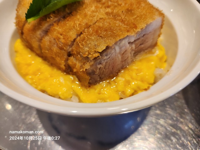 かつ丼あらた特上リブロースかつ丼上3