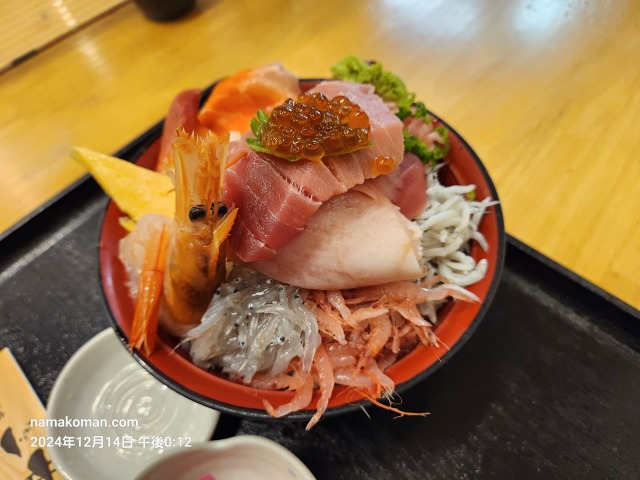 一期市場まるごと丼3